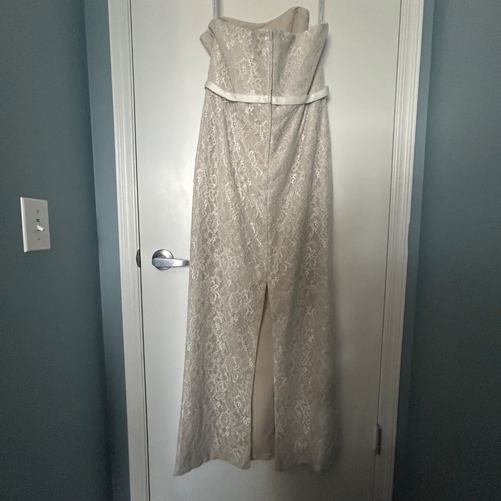 Alfred Angelo Strapless Empire Waist Champagne Underlay White Lace Overlay Dress - Picture 4 of 17